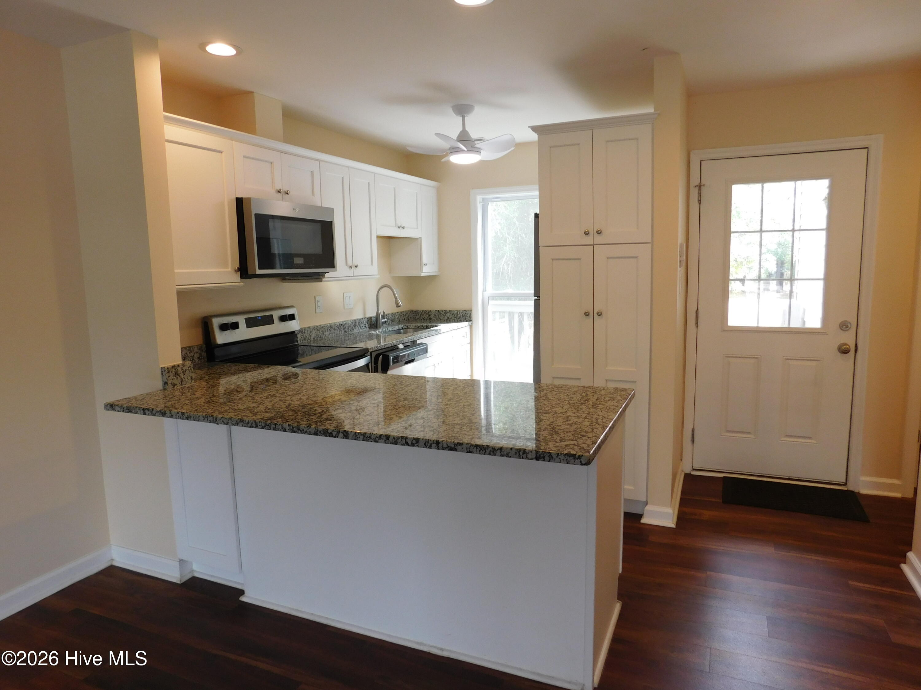 7151 Windward Drive Property Photo 7