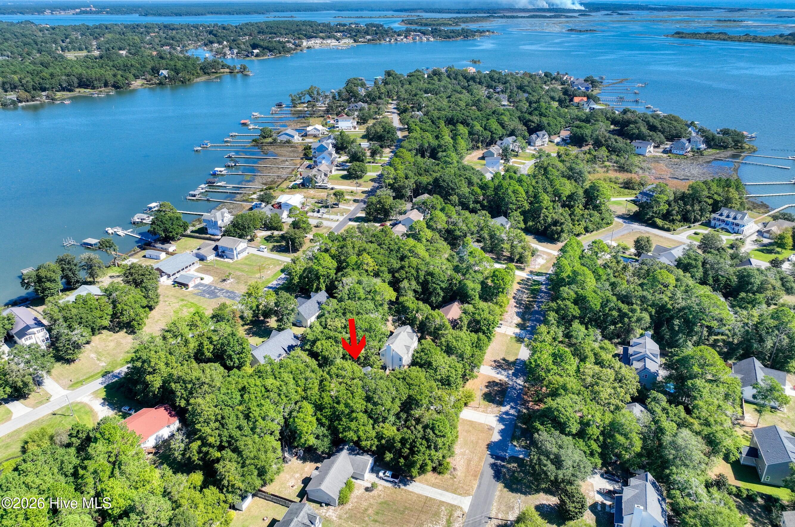 147 Bayshore Drive Property Photo 3