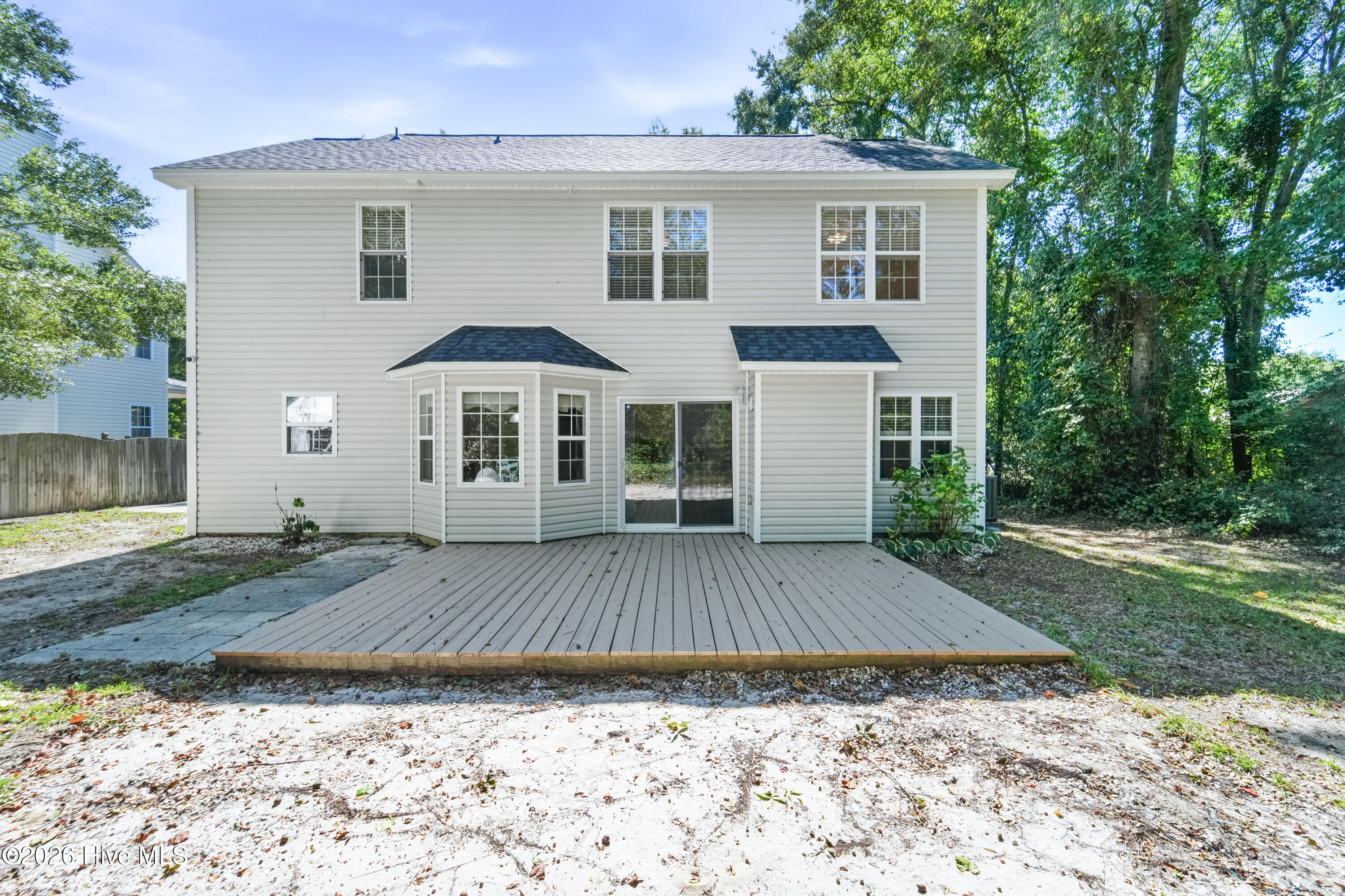 147 Bayshore Drive Property Photo 5
