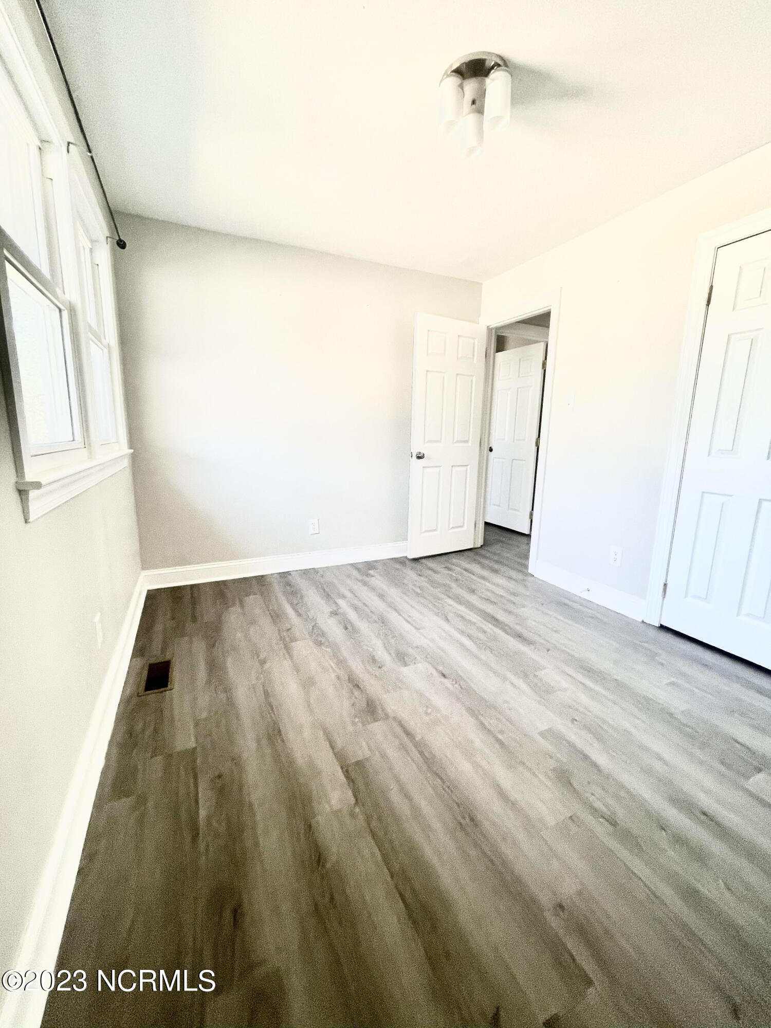 703 Kathryn Avenue Property Photo 15