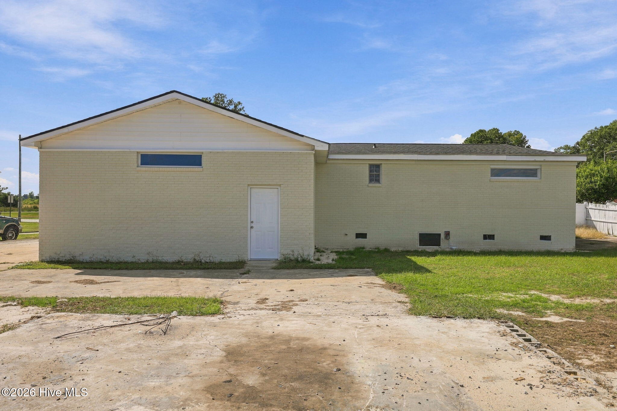 104 Oak Grove Avenue Property Photo 34