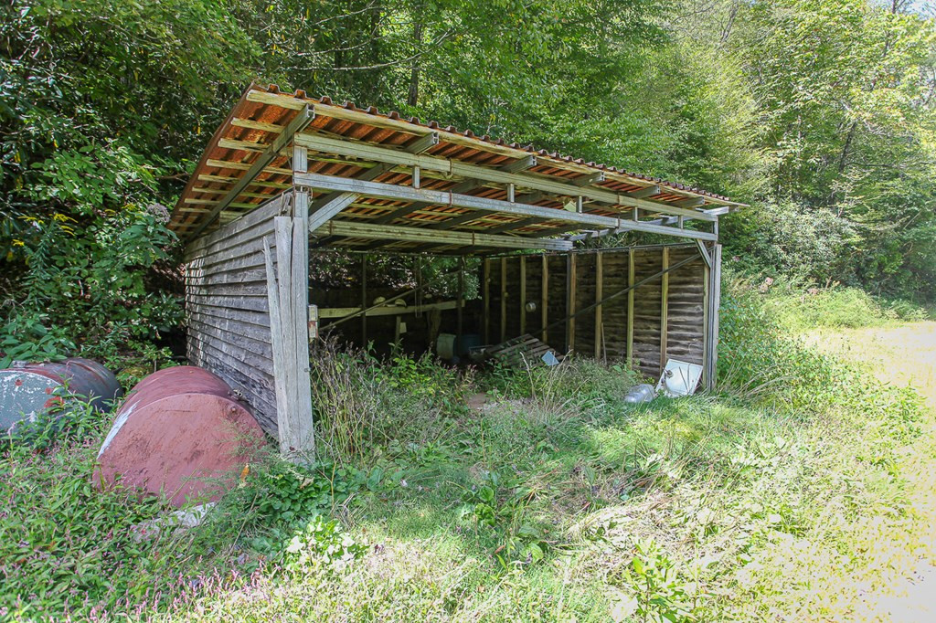 9765 Little Snowbird Road Property Photo 28