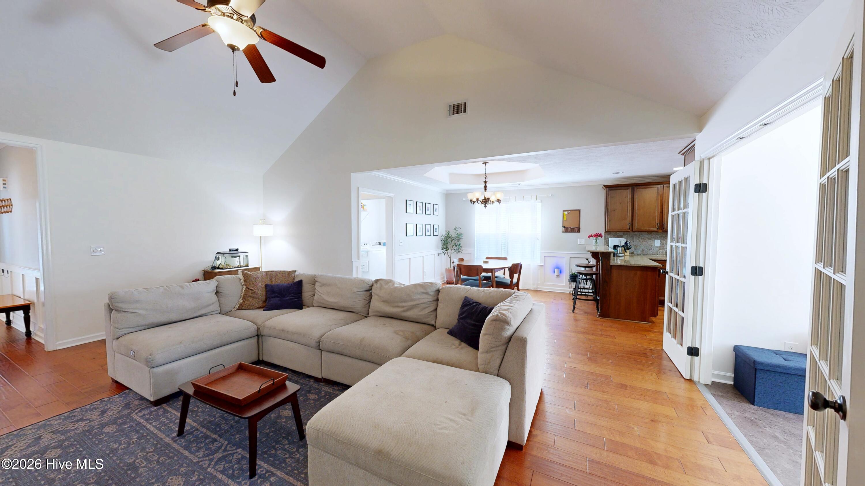 516 Sebastian Drive Property Photo 8