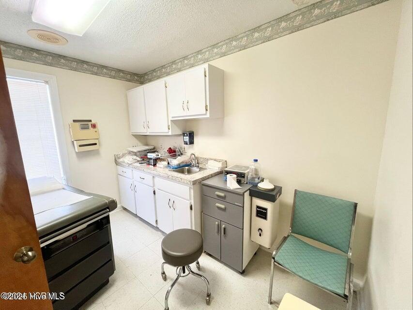 140 N Englewood Drive Property Photo 20
