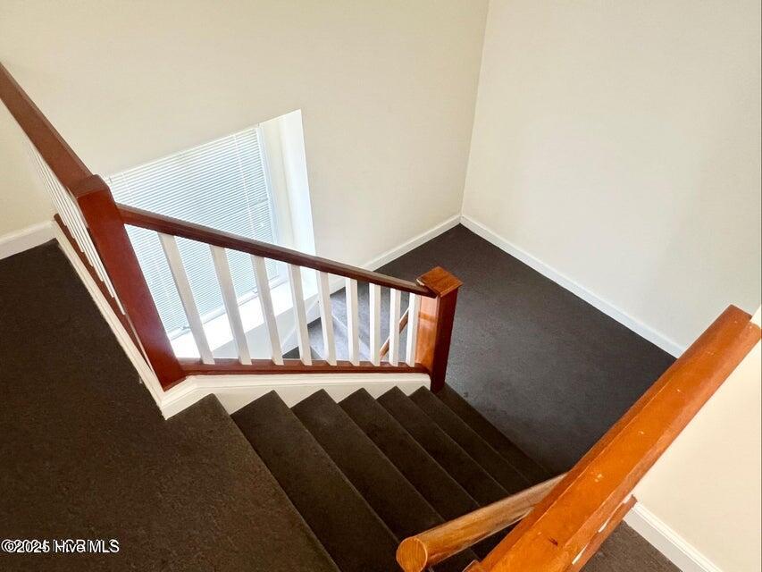 140 N Englewood Drive Property Photo 27