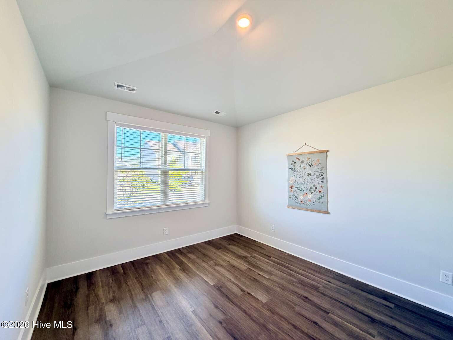425 Edgewater Way Property Photo 19