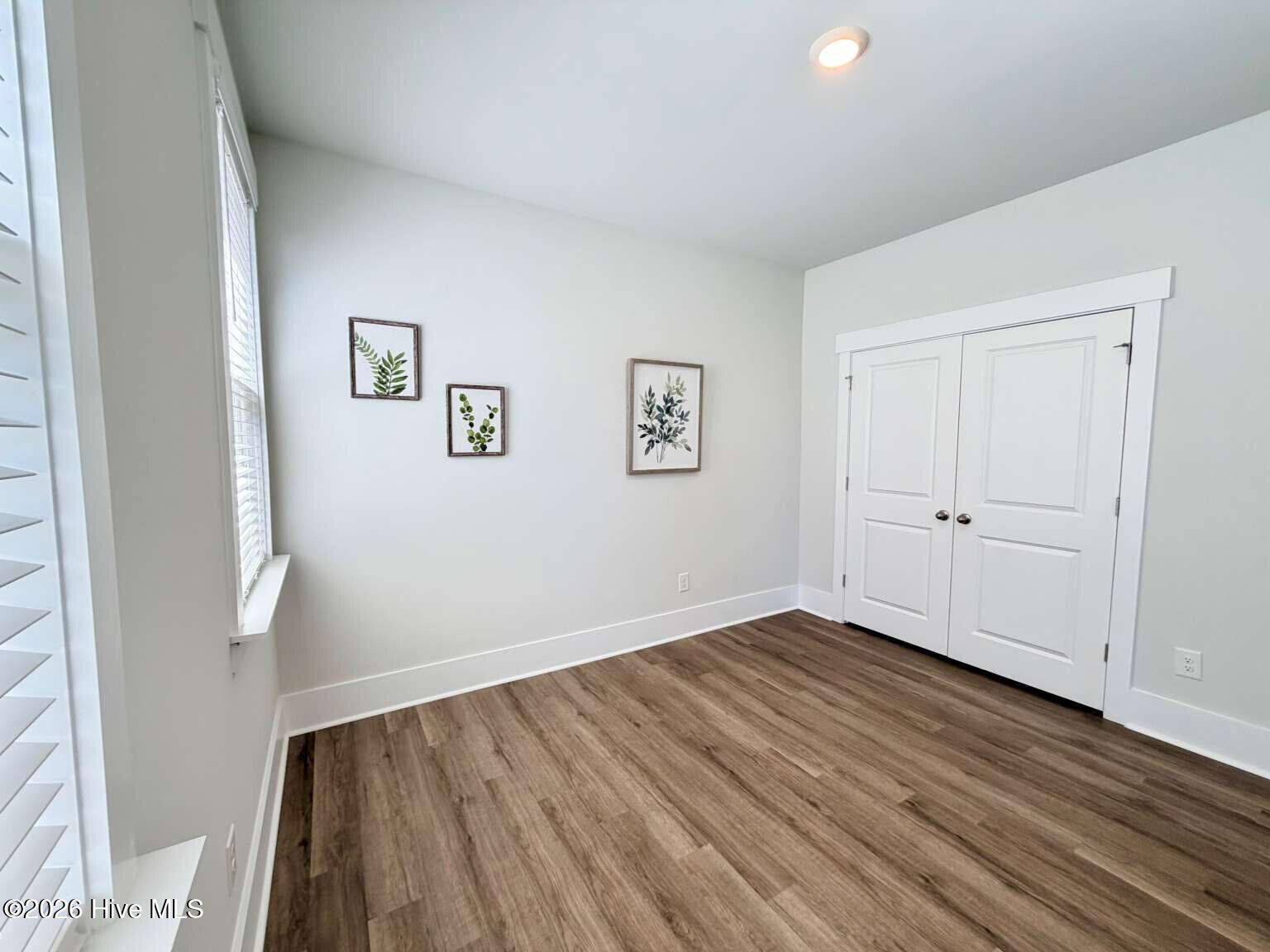 425 Edgewater Way Property Photo 24