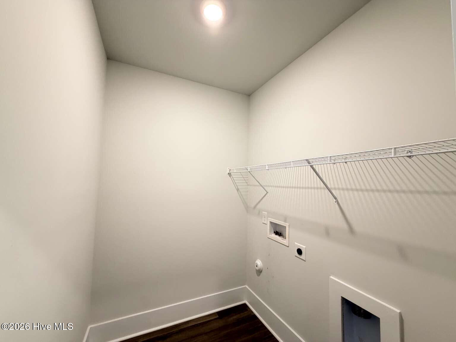 425 Edgewater Way Property Photo 25