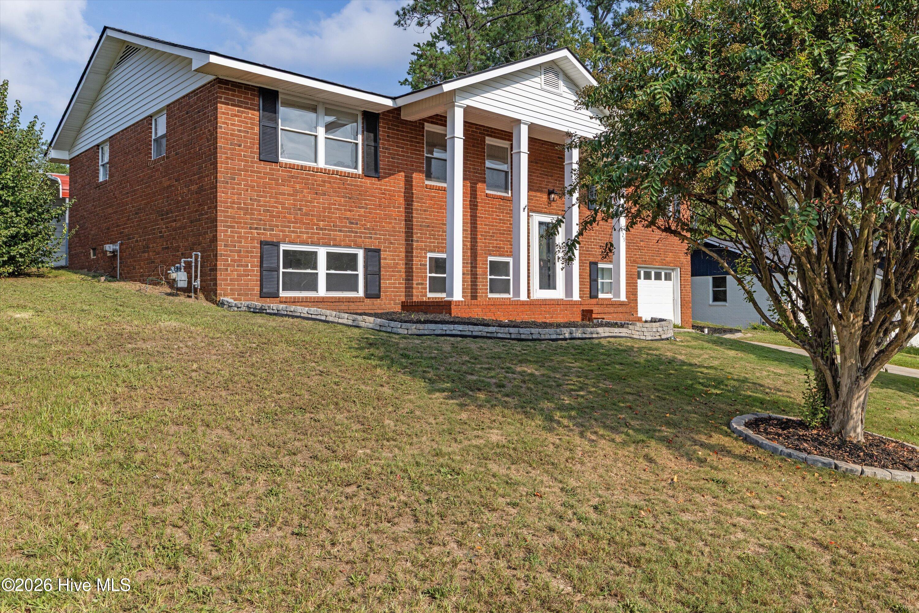 3529 Mount Vernon Drive Property Photo 2