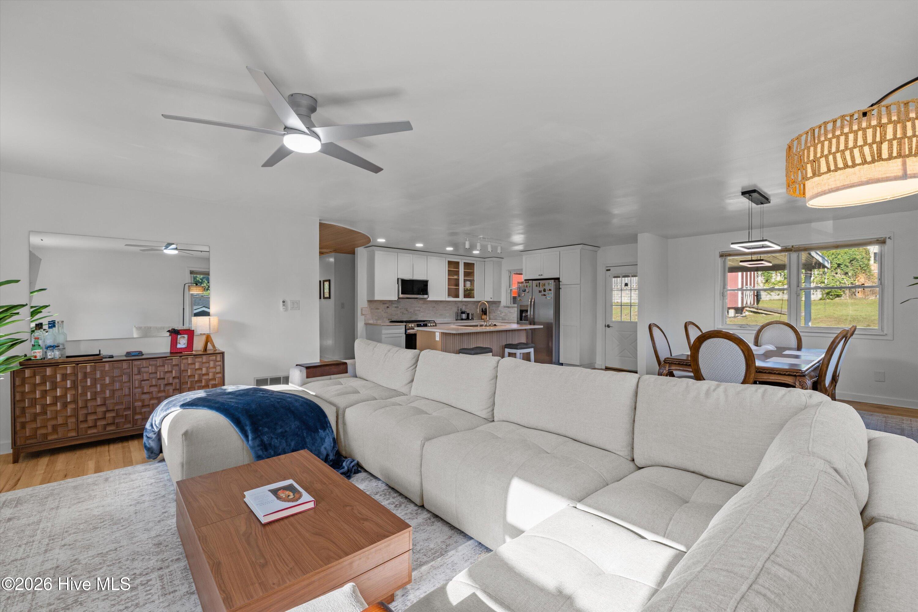 3529 Mount Vernon Drive Property Photo 17