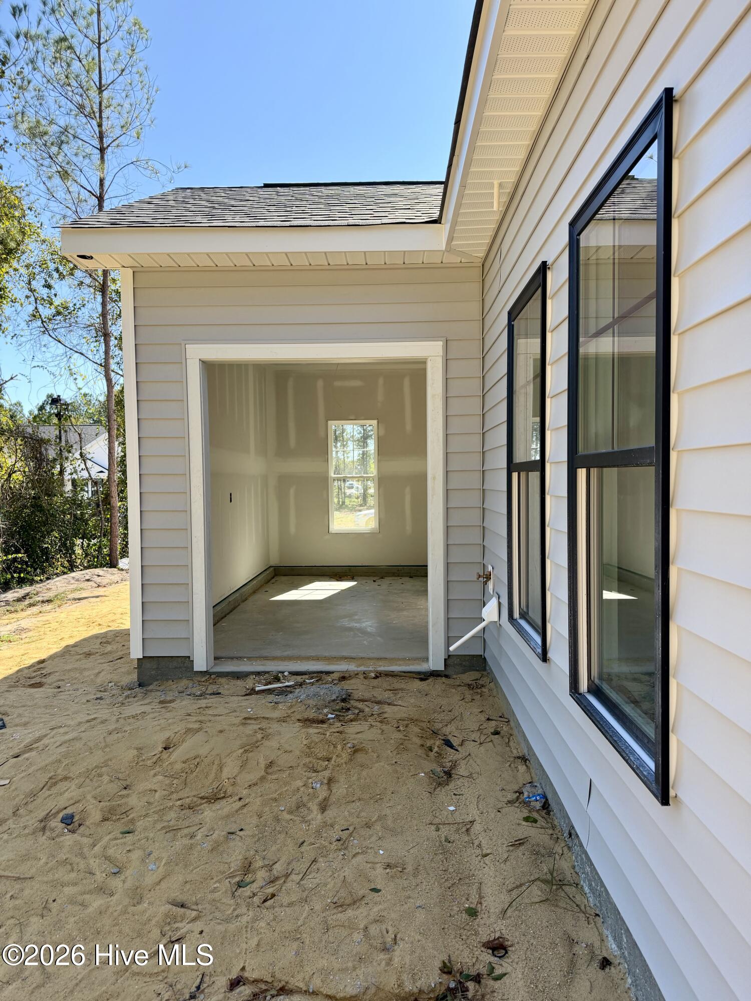 203 Vineyard Drive Property Photo 3