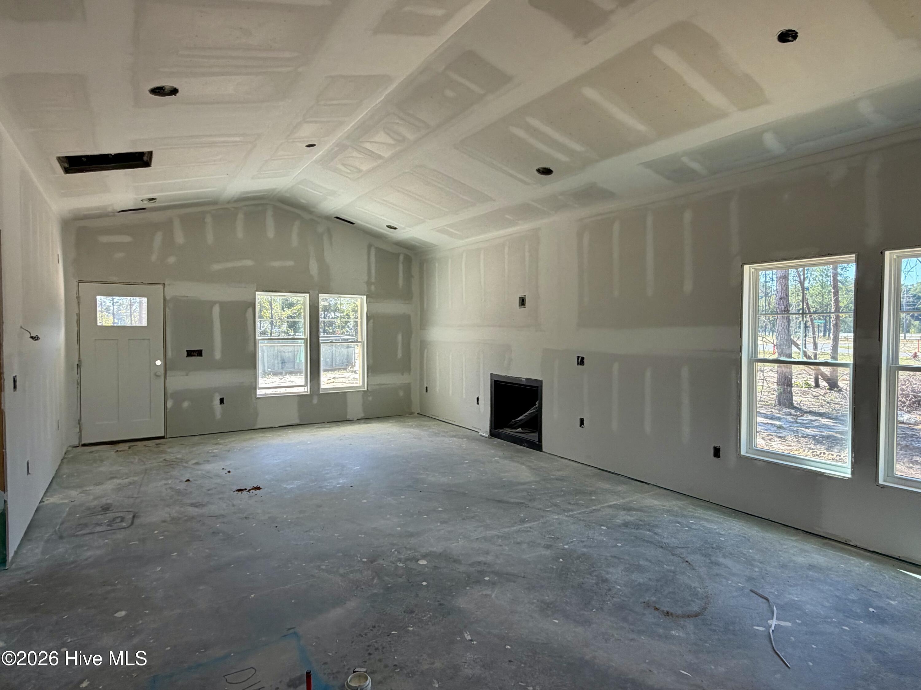 203 Vineyard Drive Property Photo 4