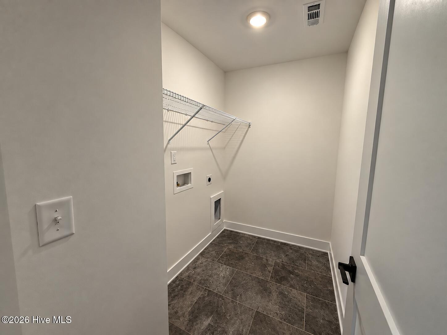 2028 Tharrington Way Property Photo 11