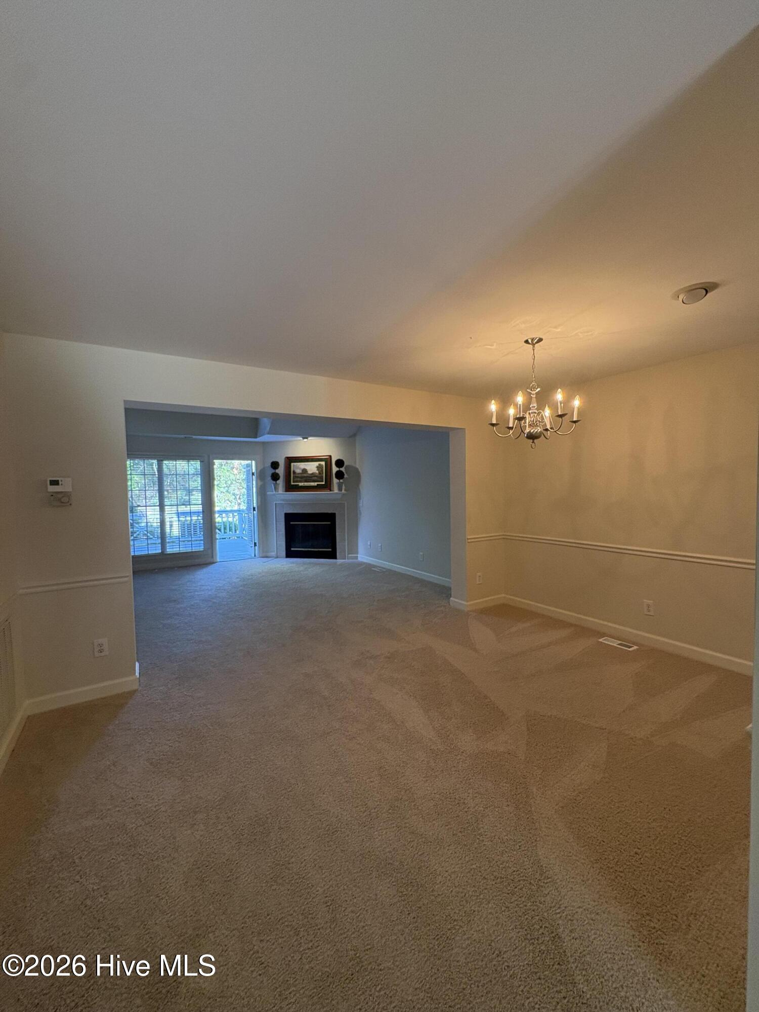 227 Knoll Road N Property Photo 7