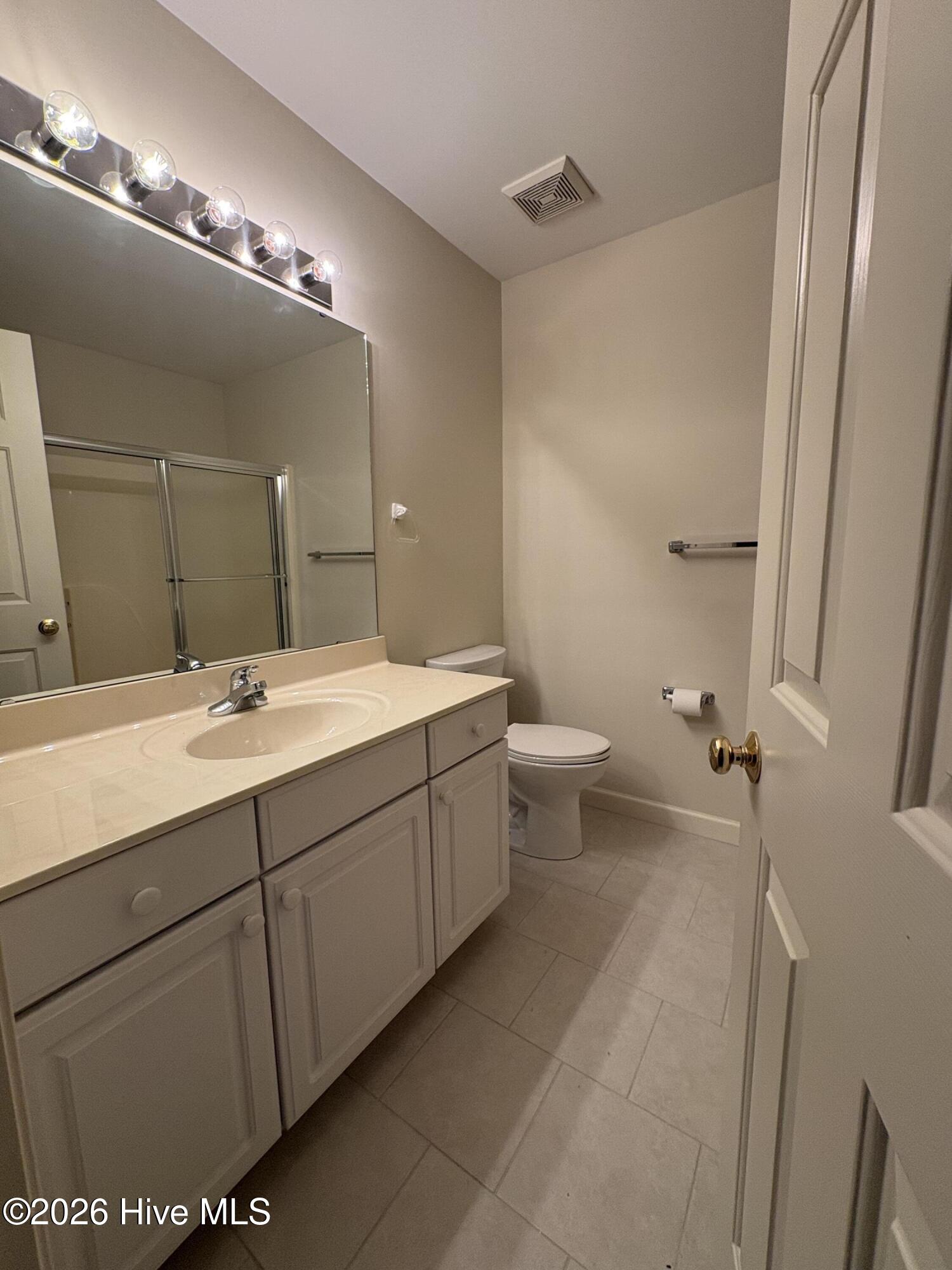 227 Knoll Road N Property Photo 16