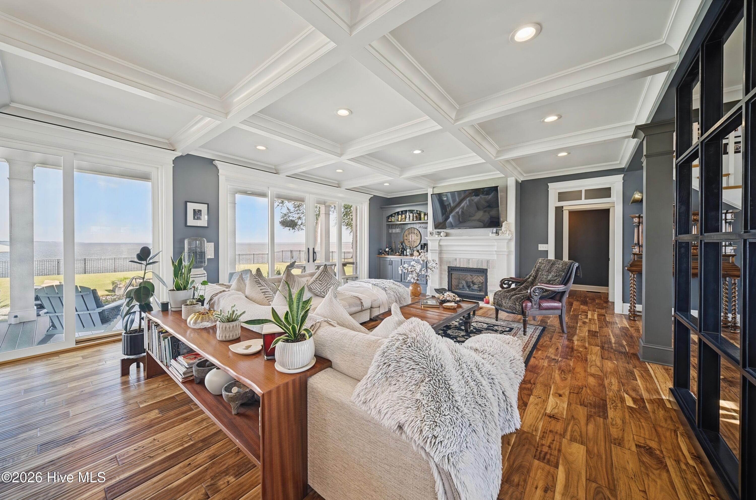 213 Majestic Circle Property Photo 9