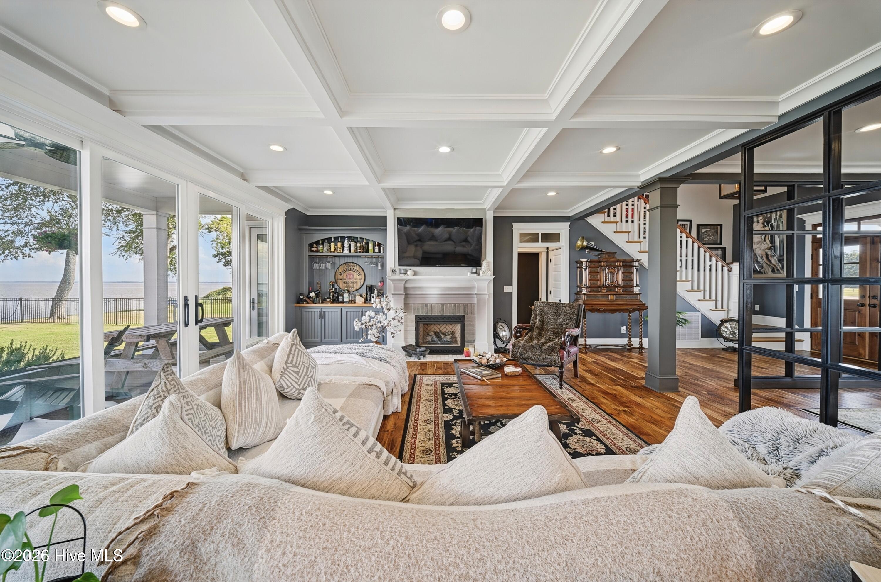 213 Majestic Circle Property Photo 10