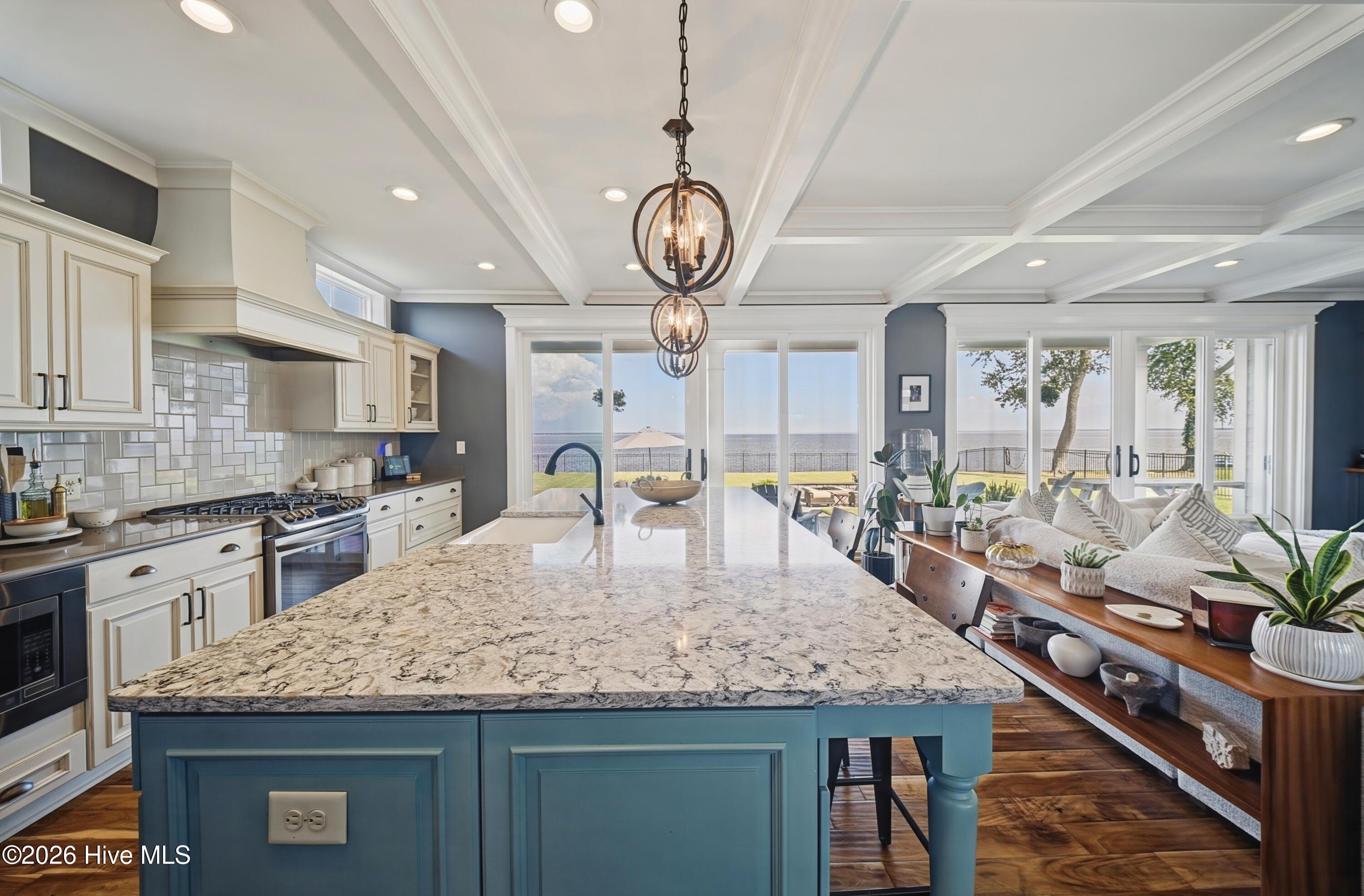 213 Majestic Circle Property Photo 15