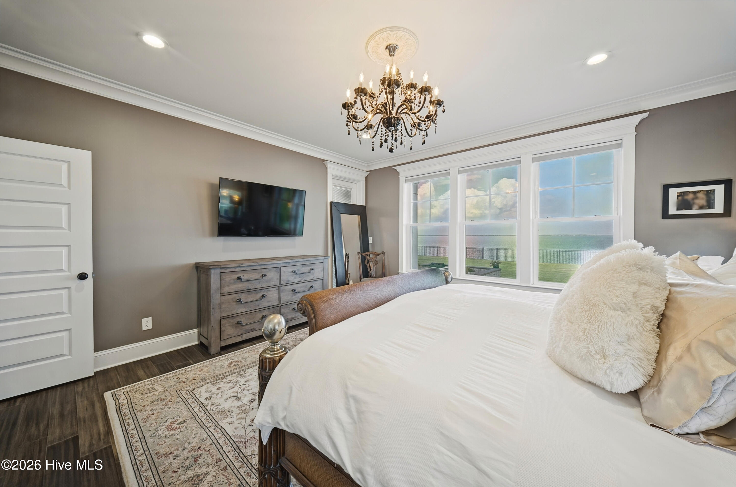 213 Majestic Circle Property Photo 19