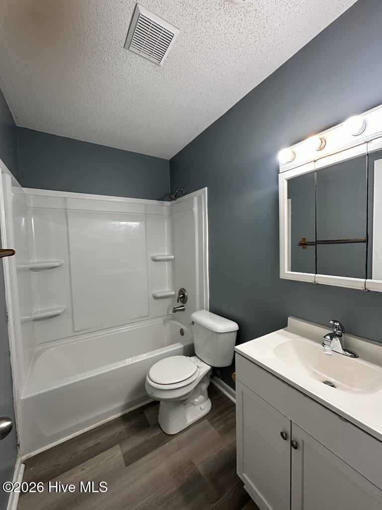 506 Parkway Court Property Photo 7