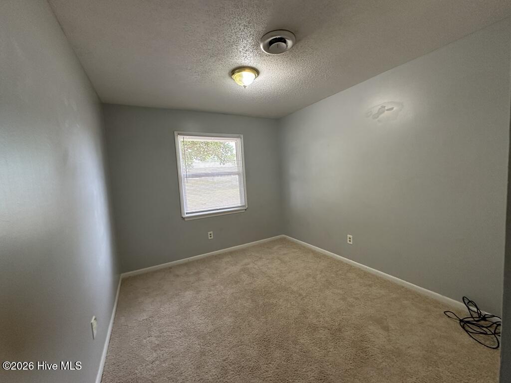 506 Parkway Court Property Photo 9