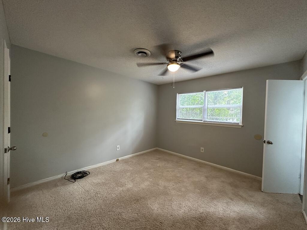 506 Parkway Court Property Photo 10