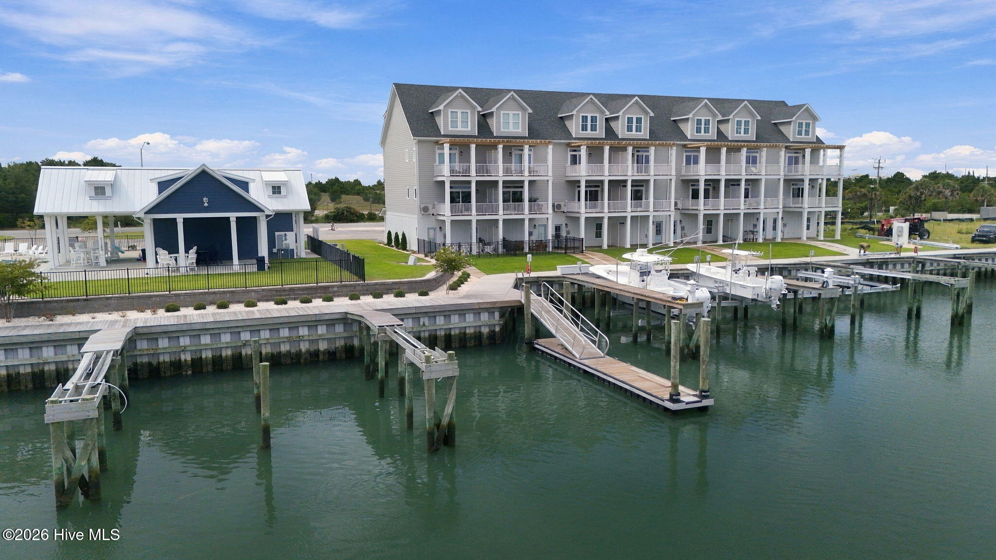 200 Olde Towne Yacht Club Drive Unit 7 Property Photo 52