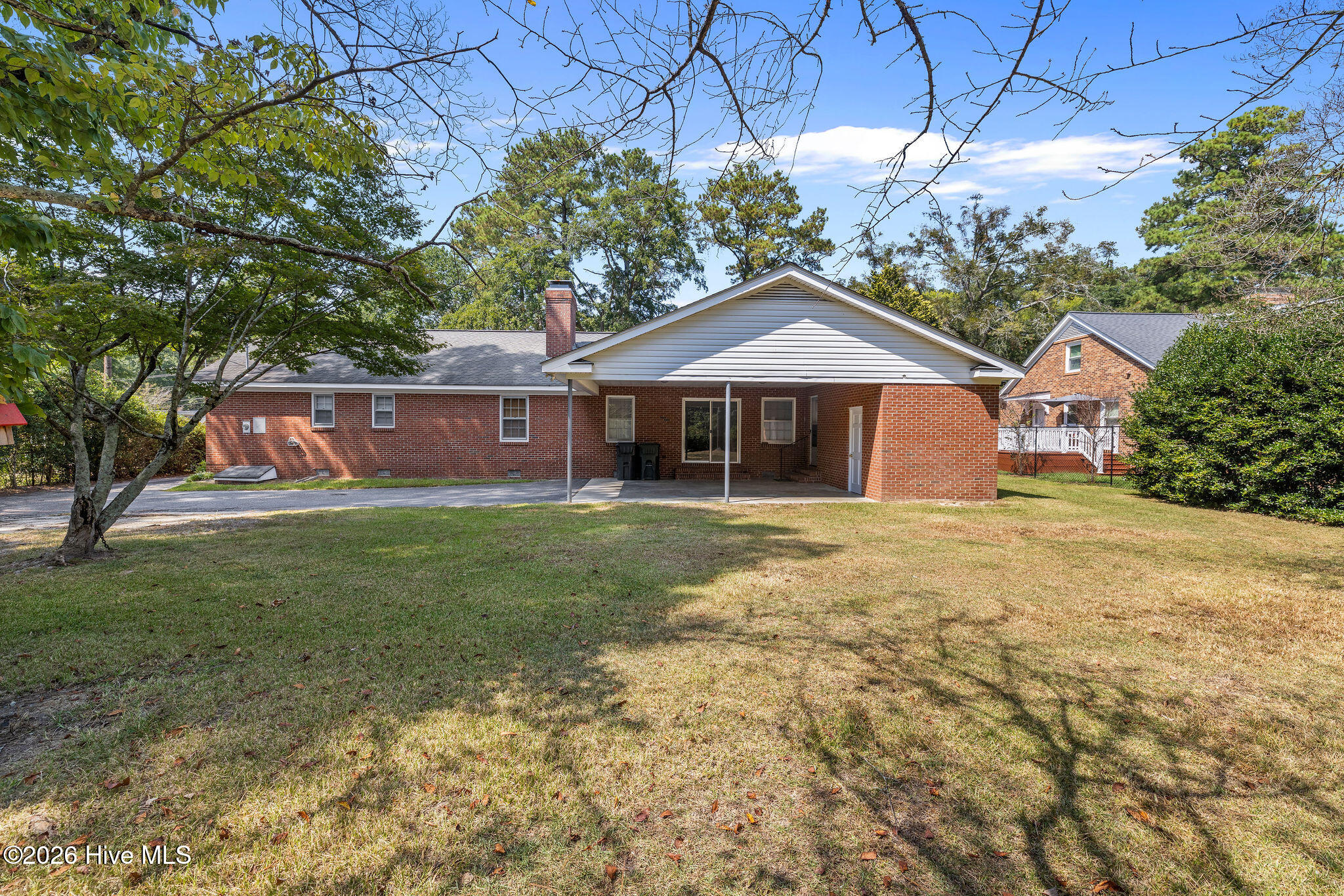 240 S Hillcrest Drive Property Photo 20
