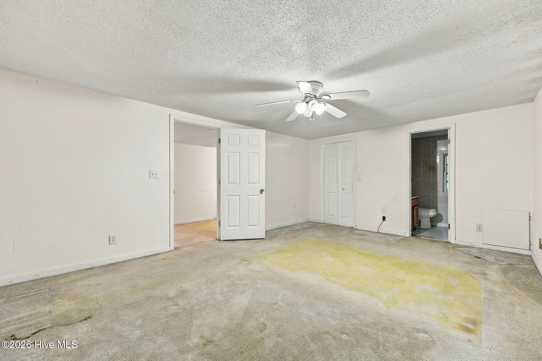 401 E Franklin Street Property Photo 17