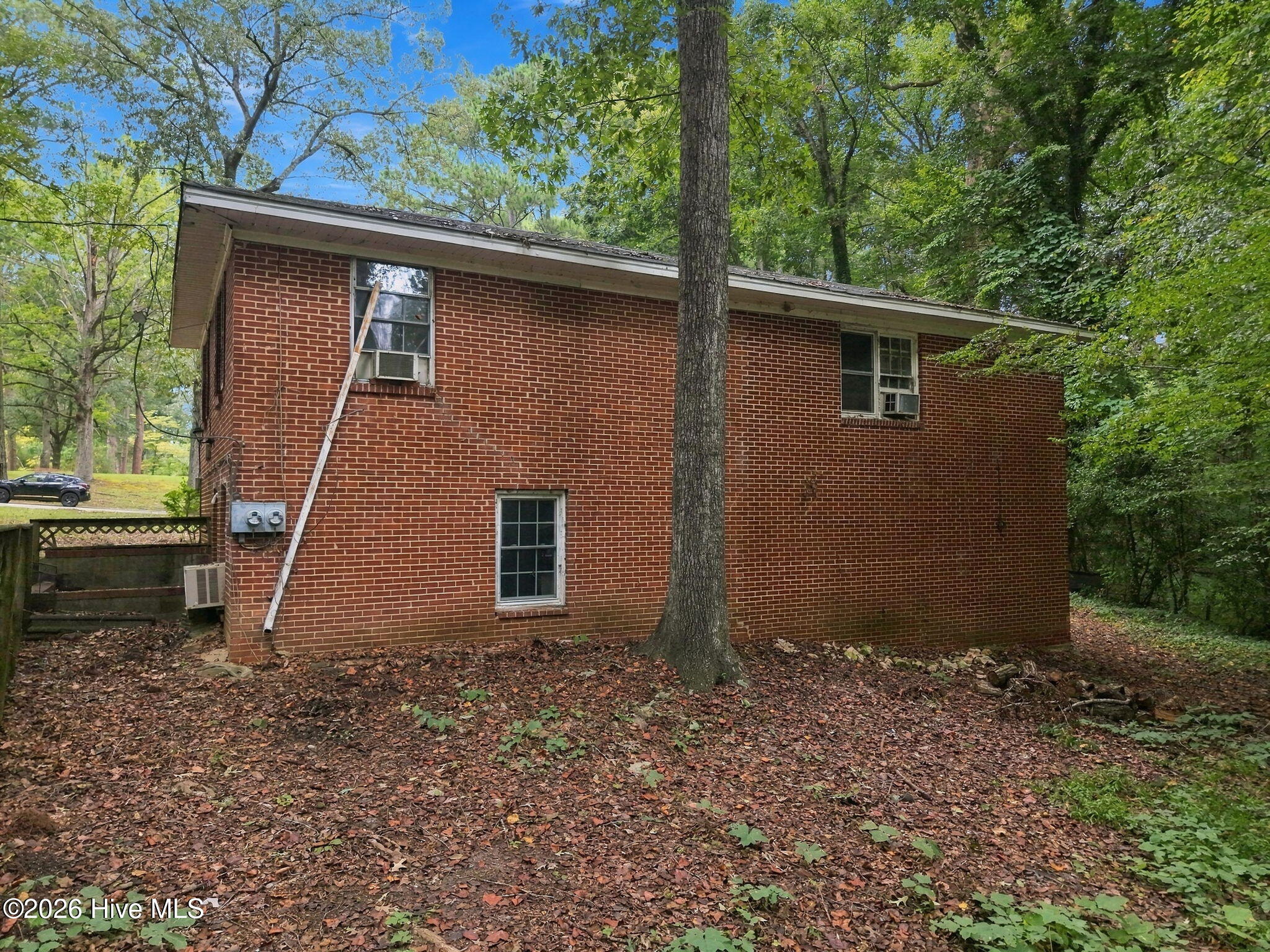 401 E Franklin Street Property Photo 32