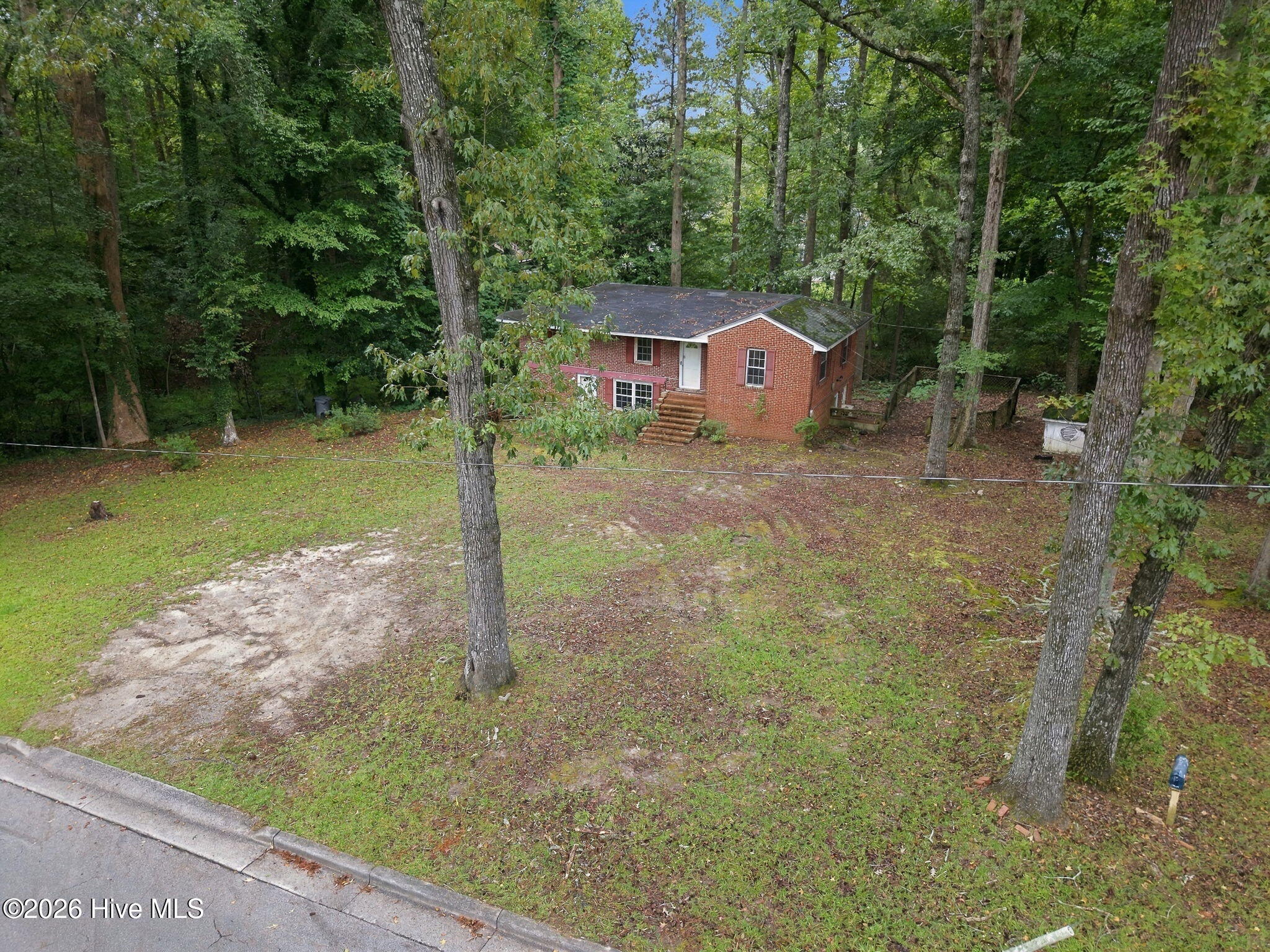 401 E Franklin Street Property Photo 40