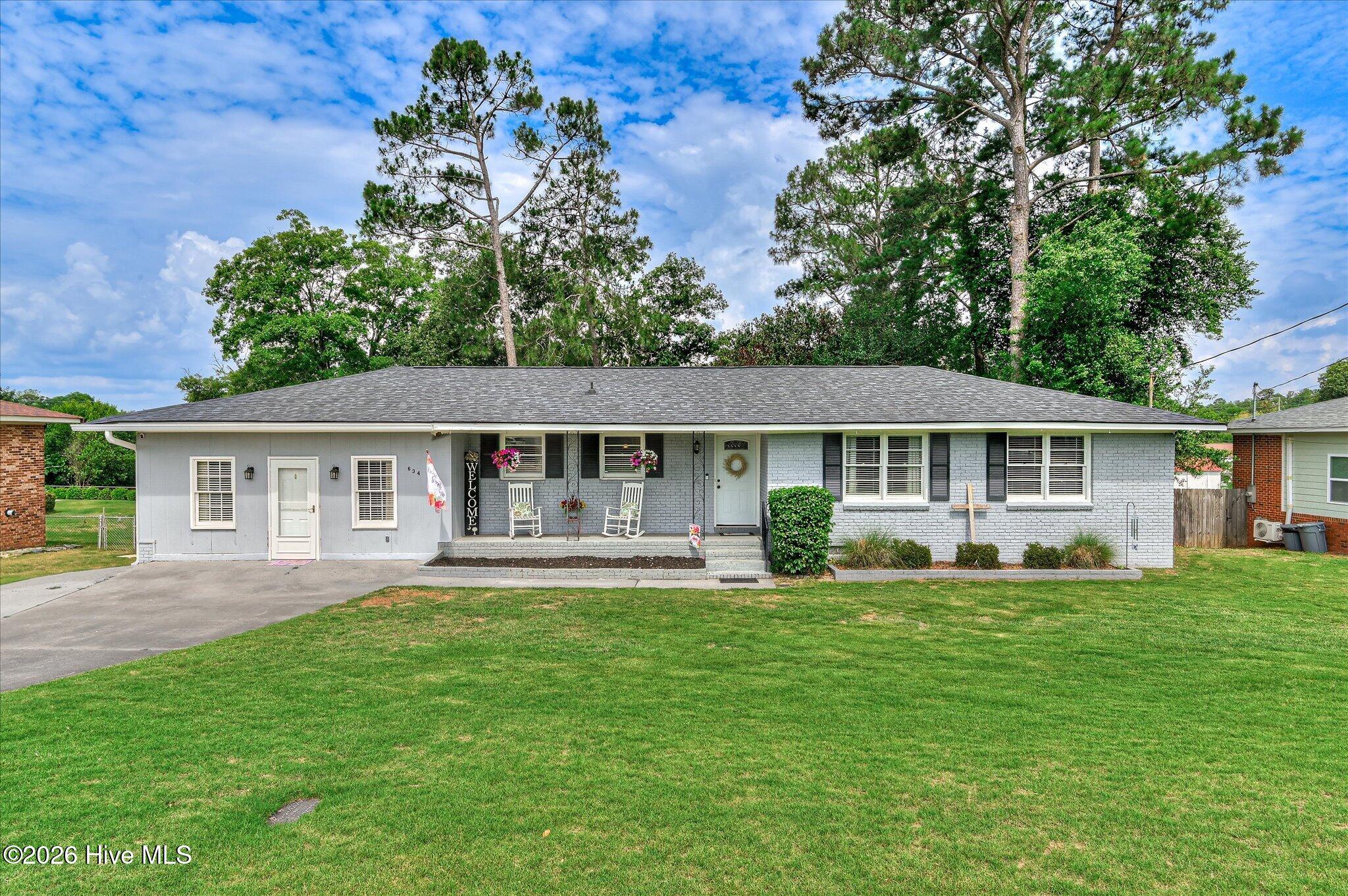 634 Victoria Drive Property Photo 1