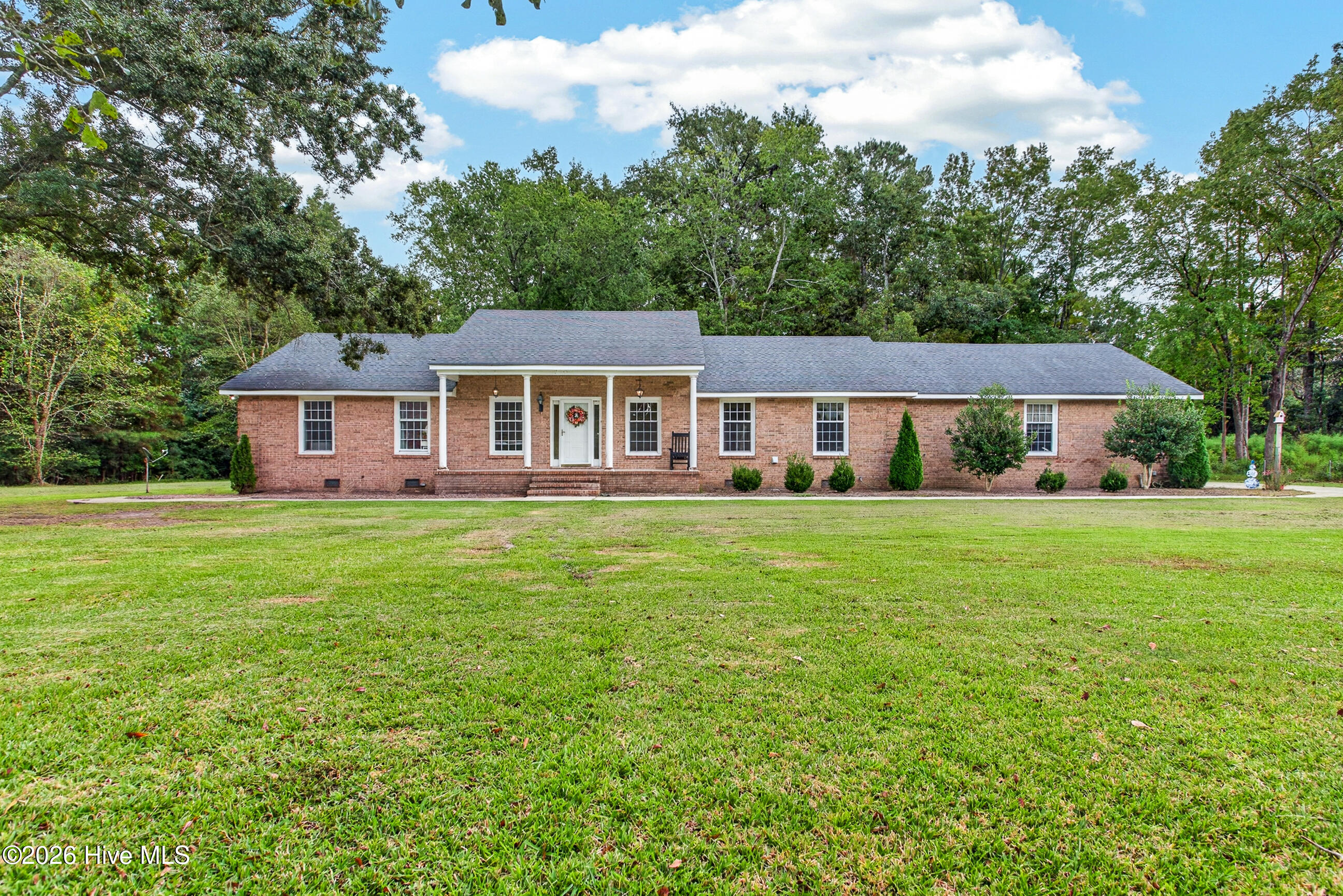 154 Nw Bridge Road Property Photo 1