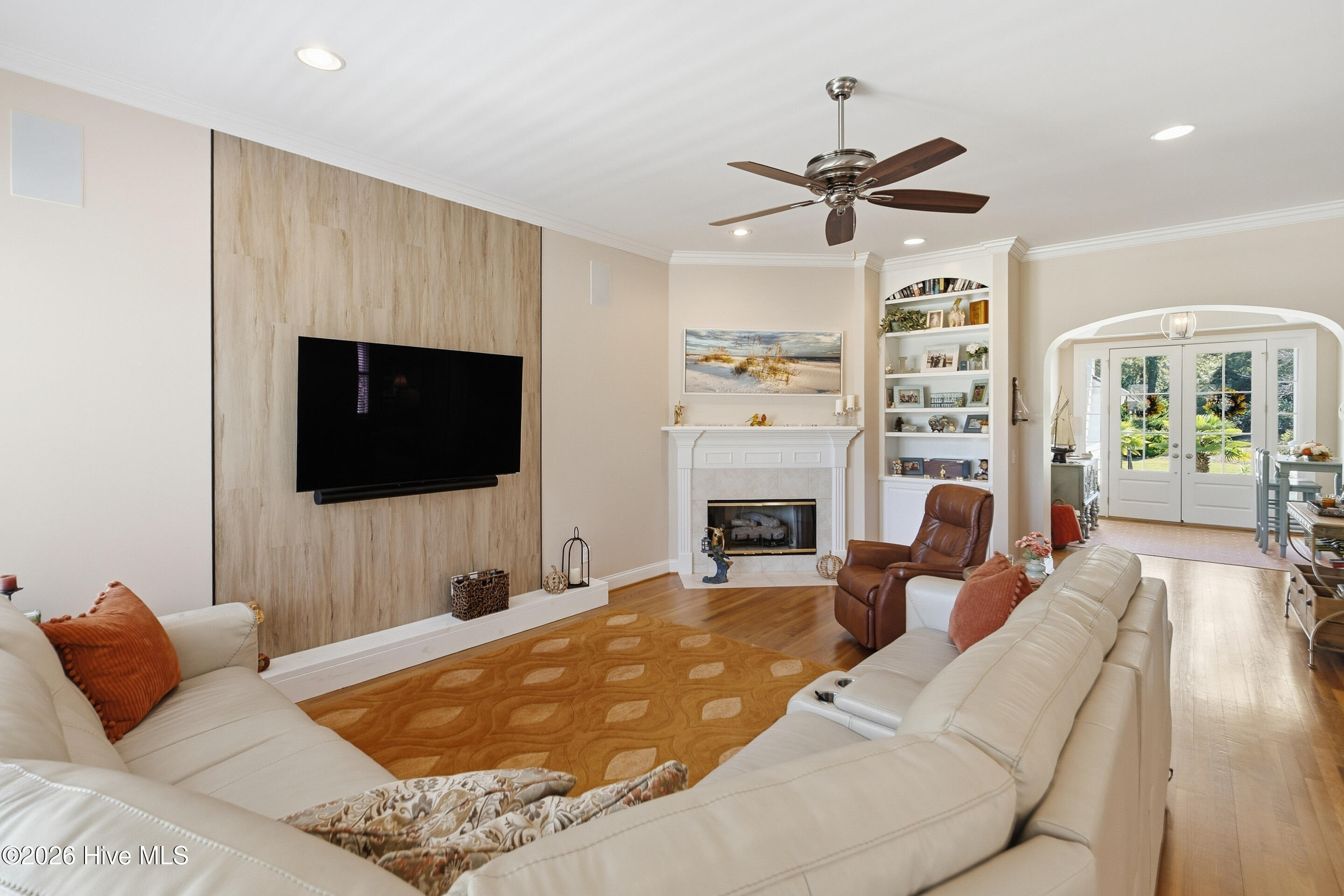 606 Wild Dunes Circle Property Photo 11