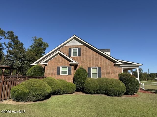 301 Davis Street Property Photo 6