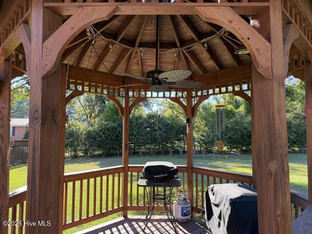 301 Davis Street Property Photo 12
