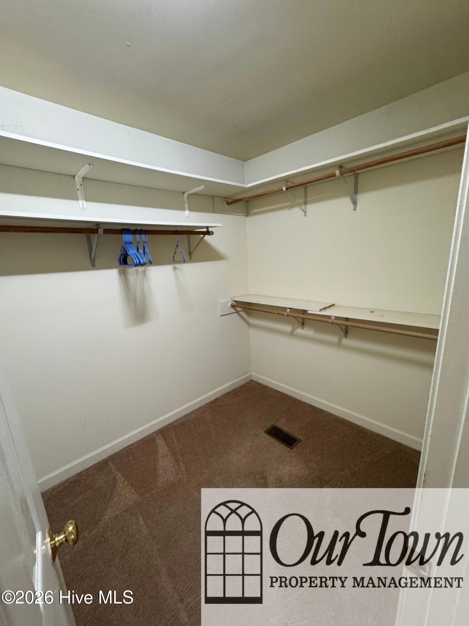 3233 Boyette Drive Sw Property Photo 7