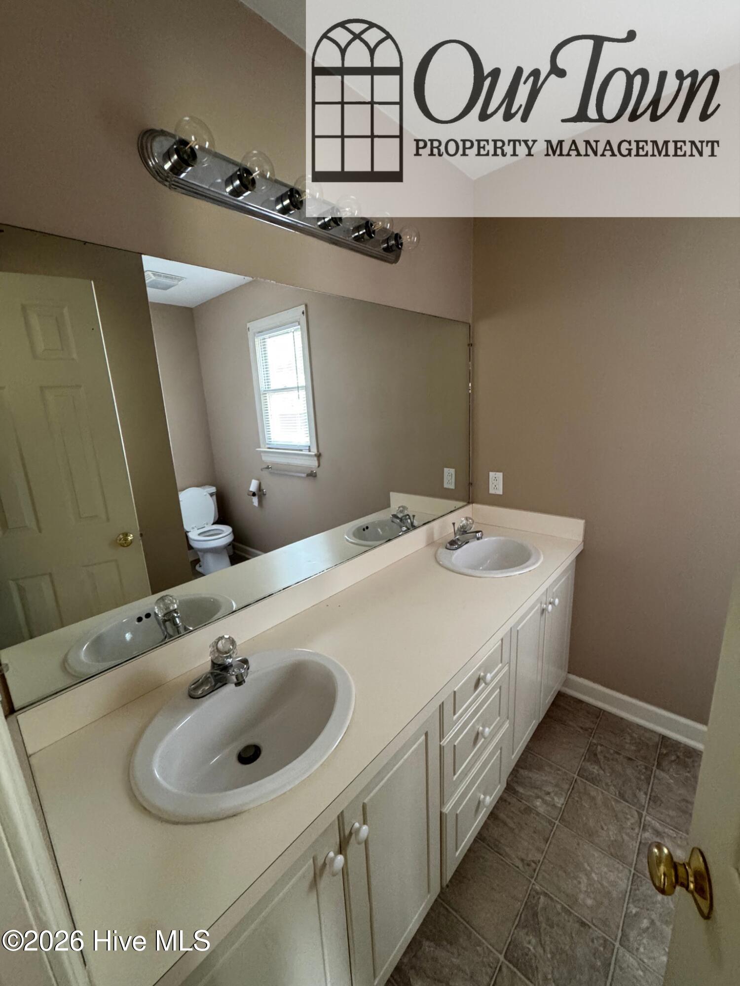 3233 Boyette Drive Sw Property Photo 8