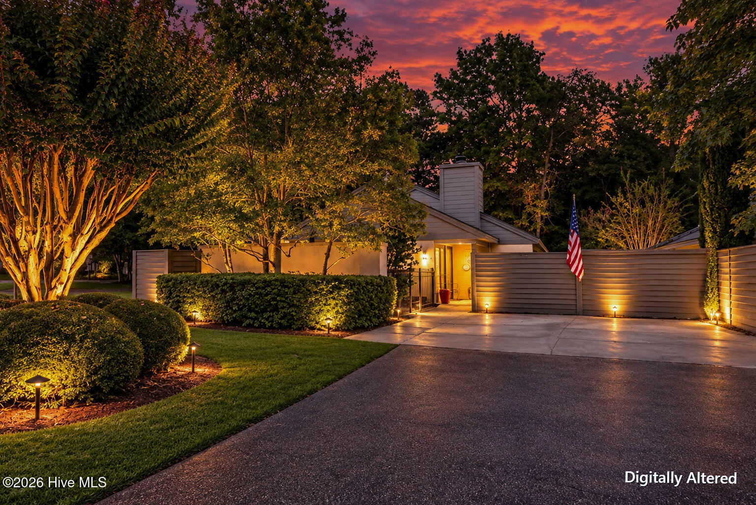 1425 Suncourt Villa Drive Property Photo 1