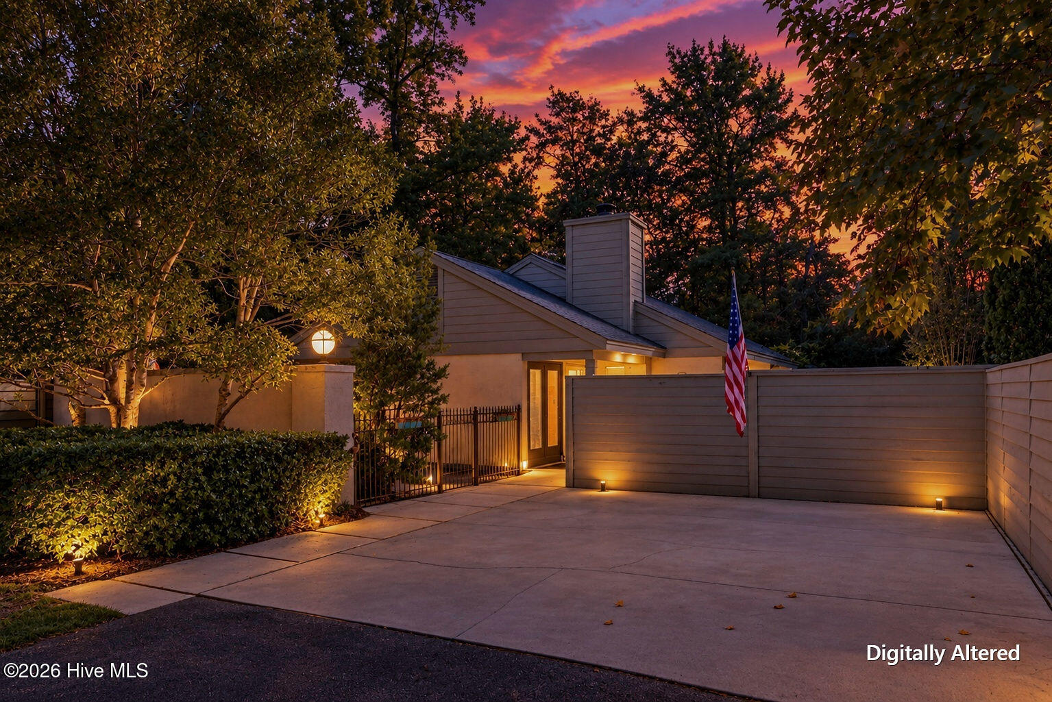 1425 Suncourt Villa Drive Property Photo 1
