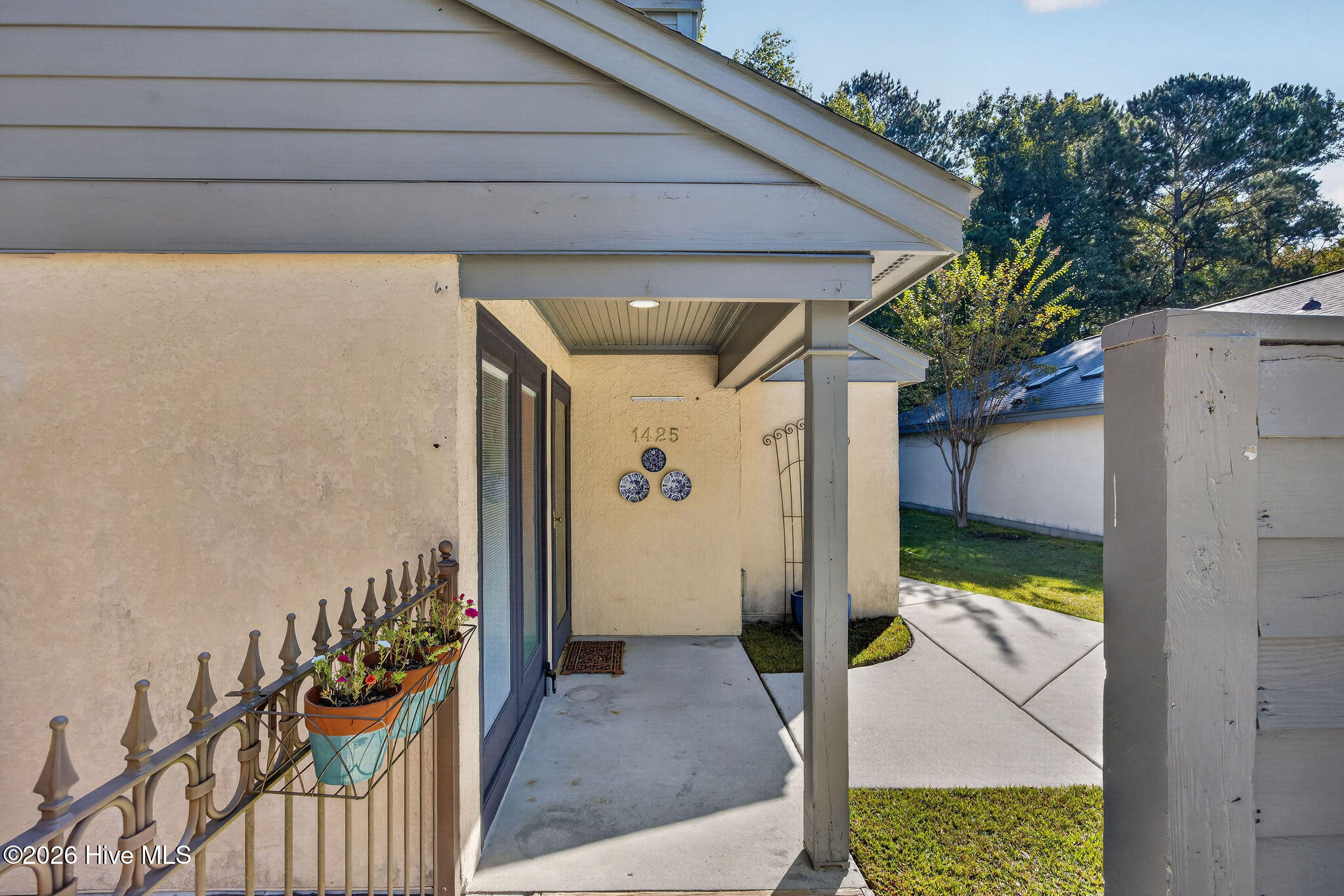 1425 Suncourt Villa Drive Property Photo 29