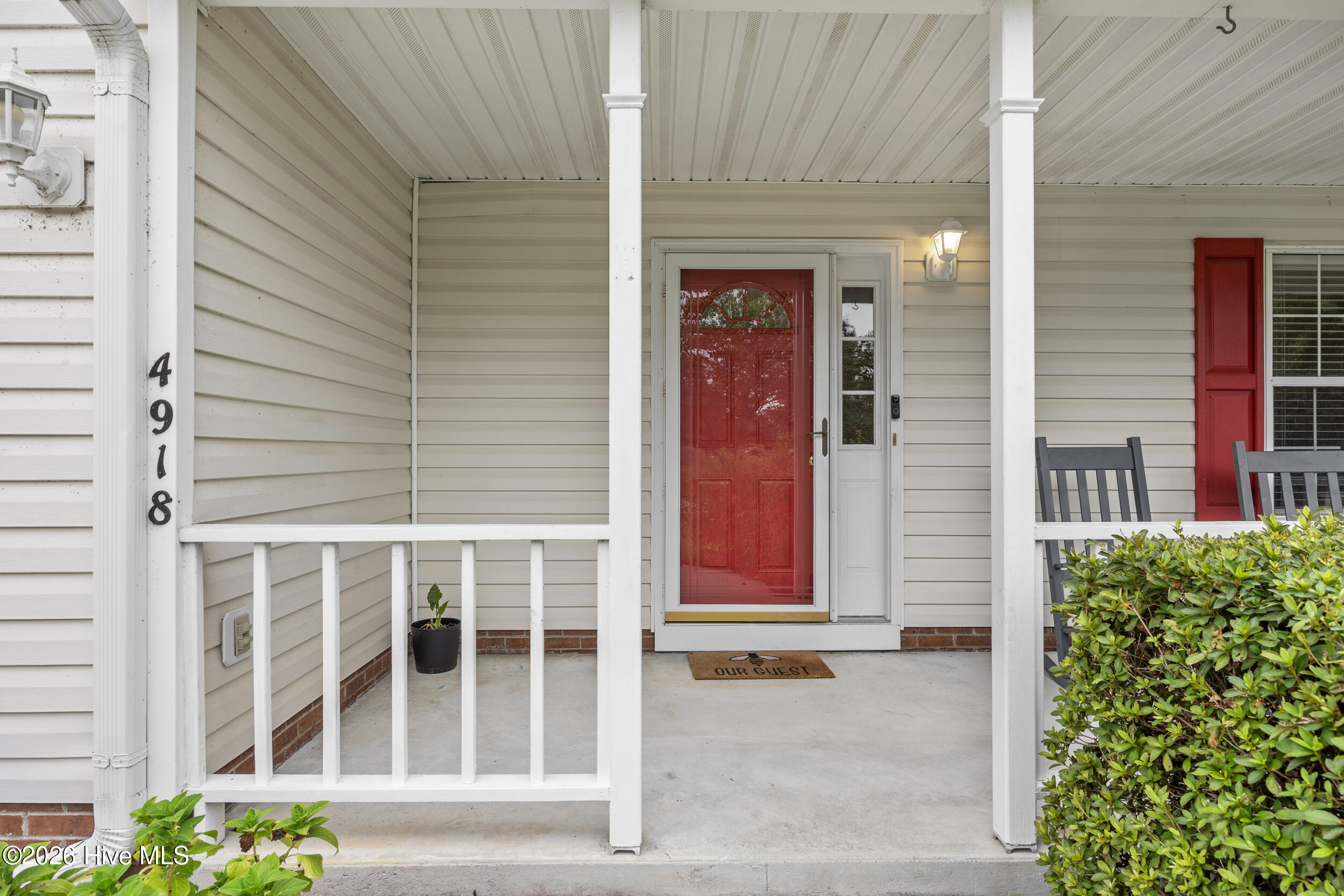 4918 Split Rail Drive Property Photo 6