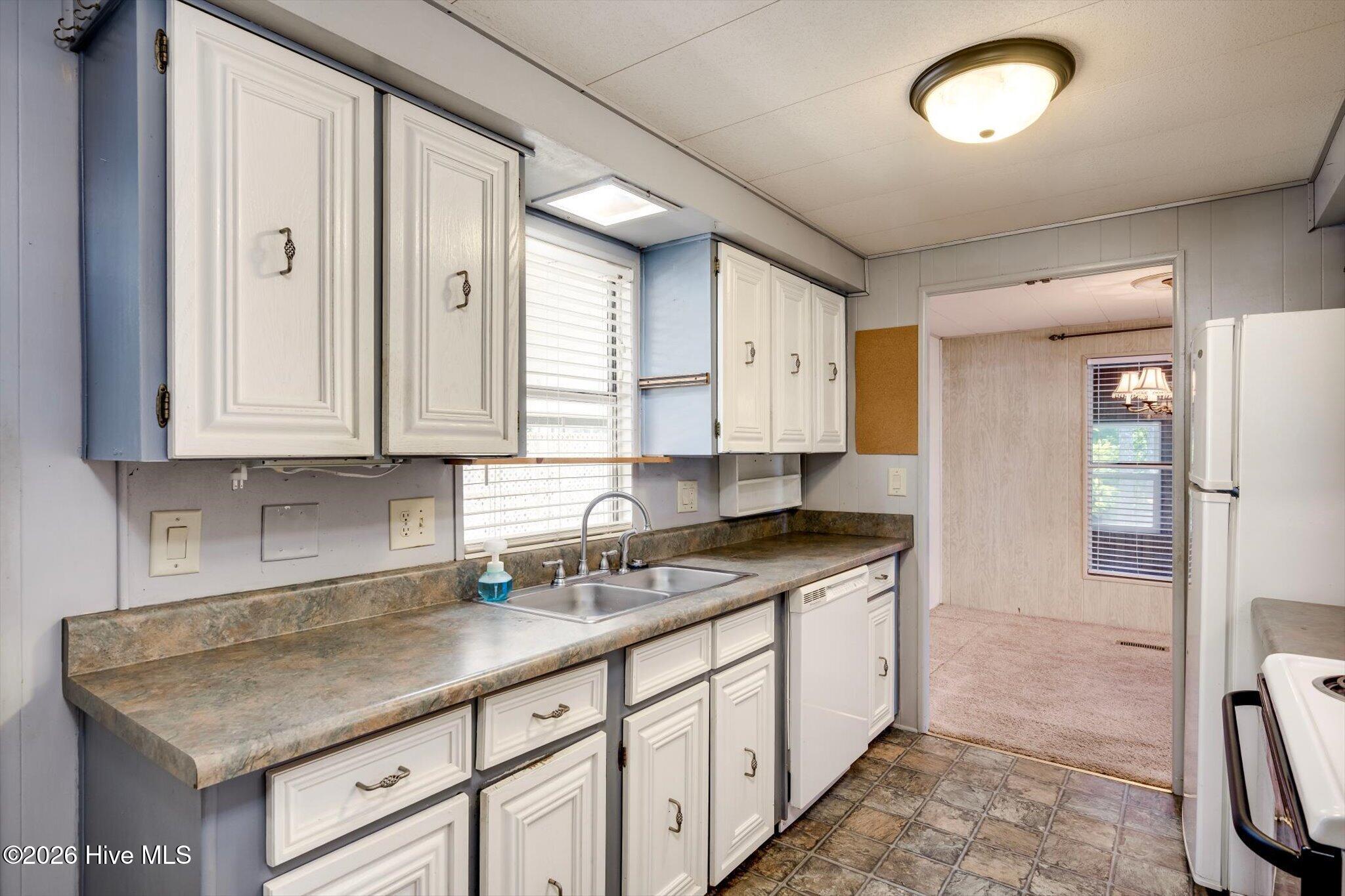 4603 Lake Front Drive Property Photo 15