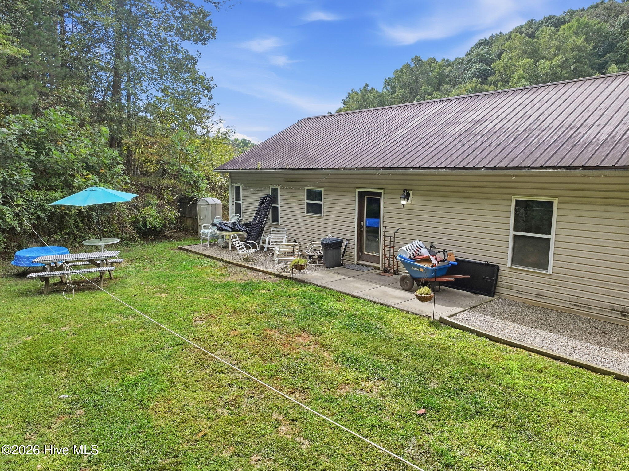 6844 Martins Creek Road Property Photo 13