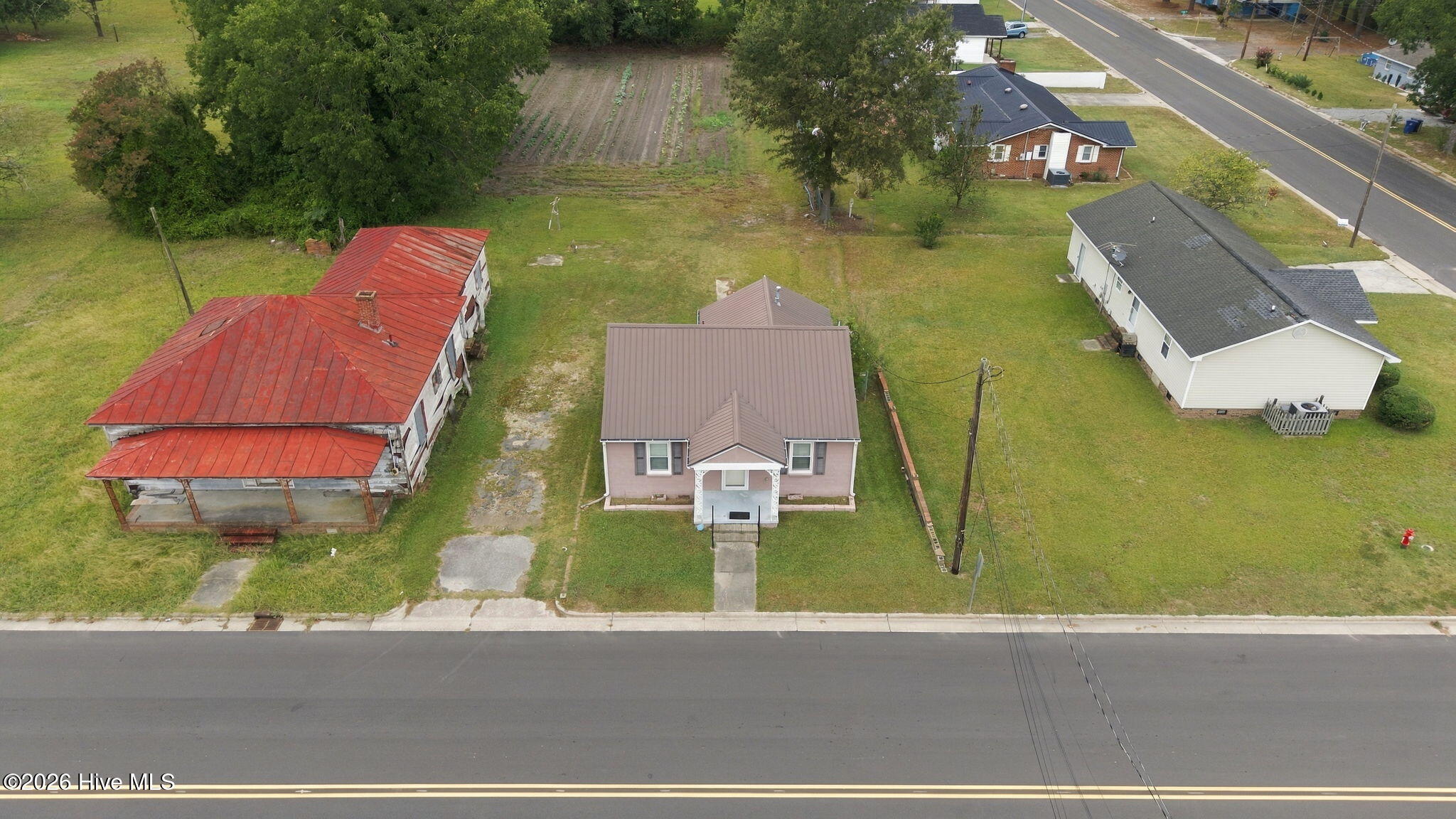 305 N Charles Street Property Photo 10