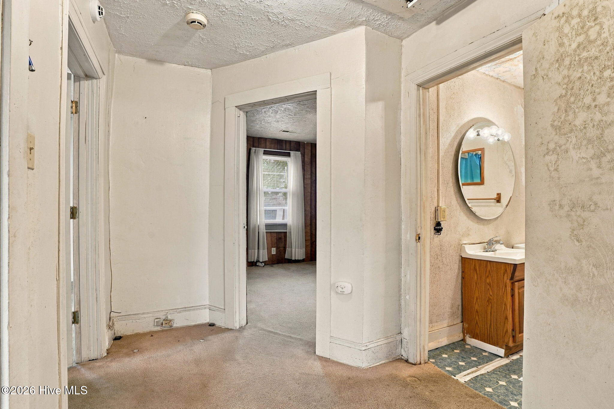 305 N Charles Street Property Photo 19
