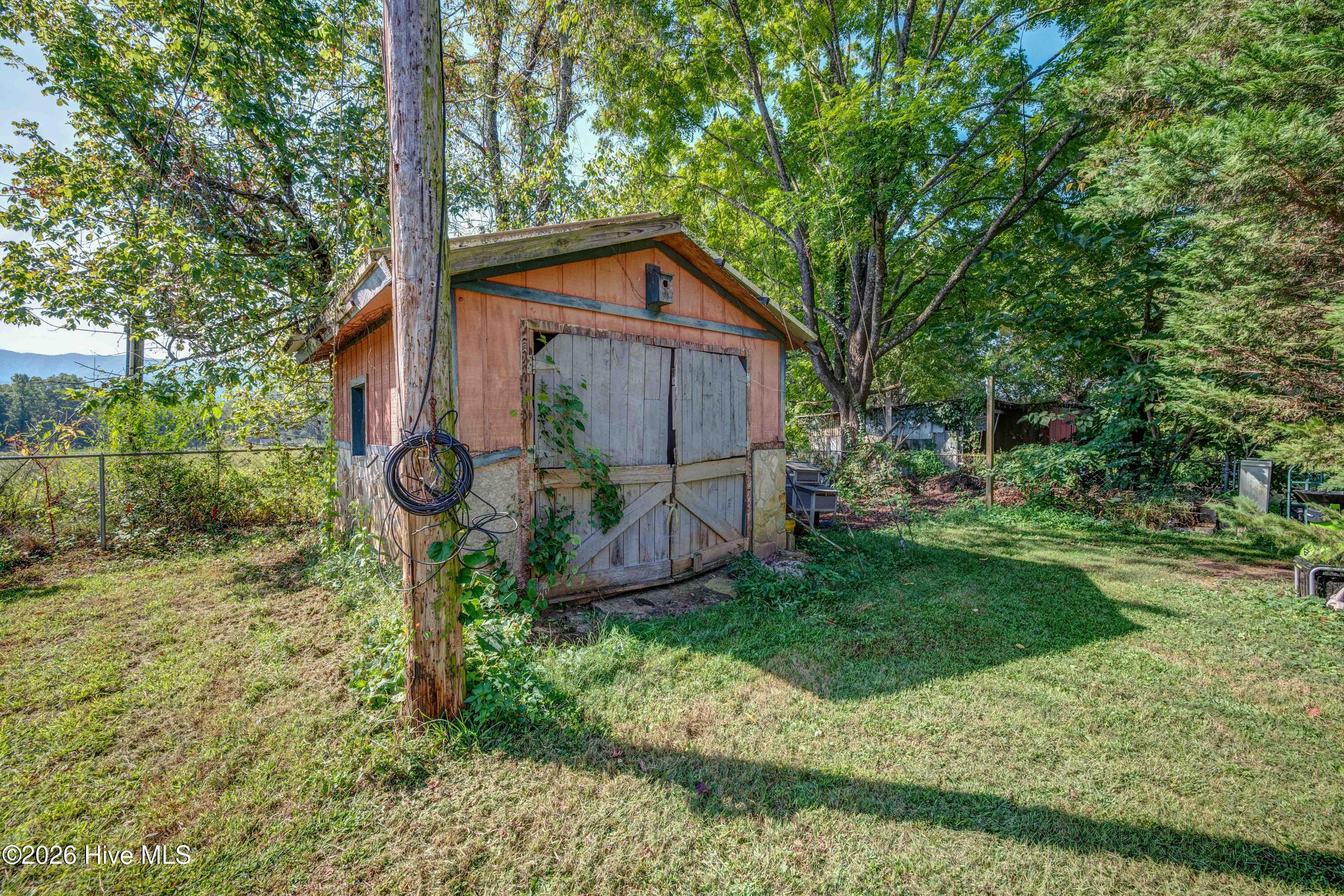 94 West Memorial Drive Property Photo 35