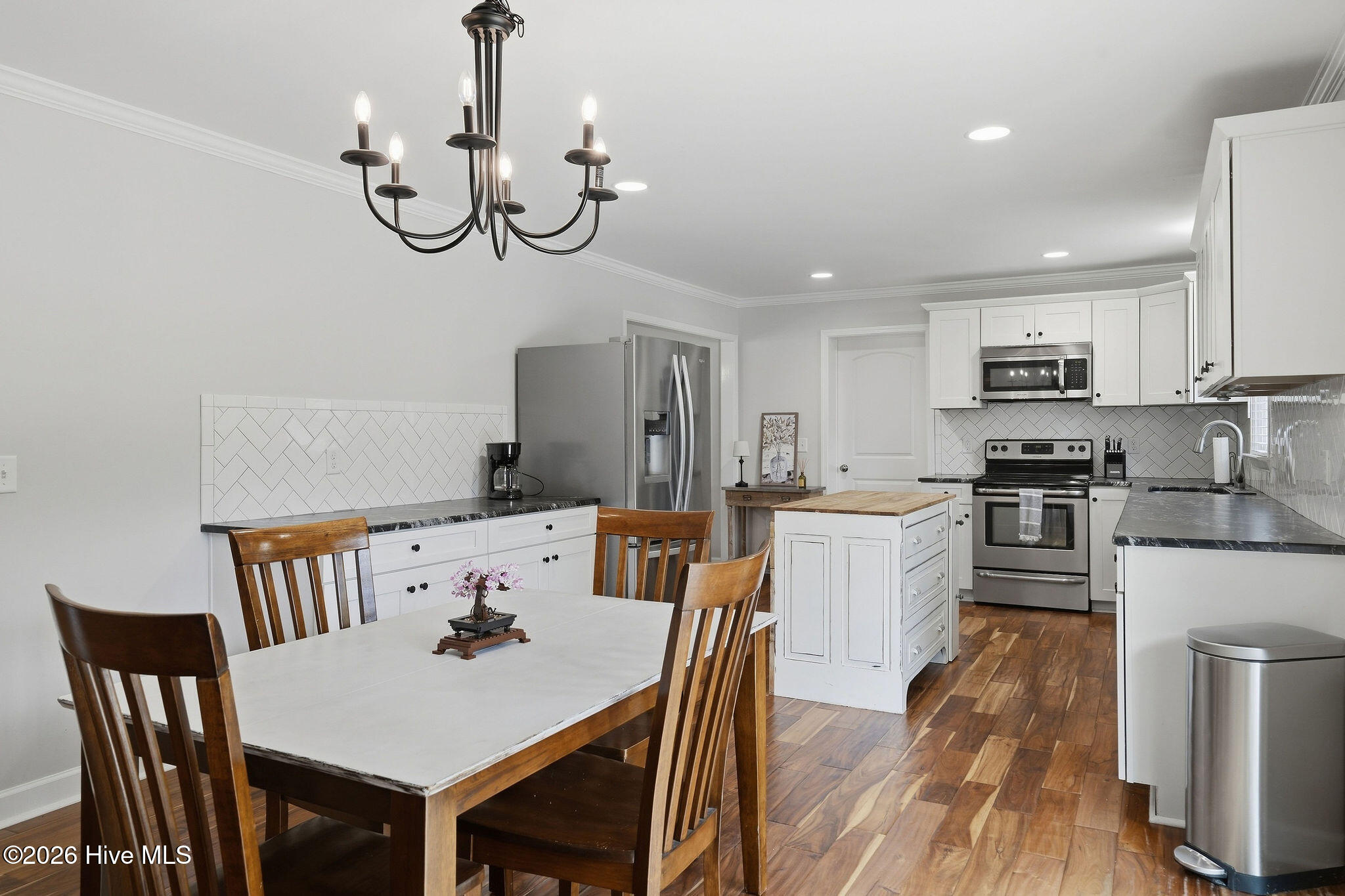 4524 Mockingbird Lane Property Photo 19