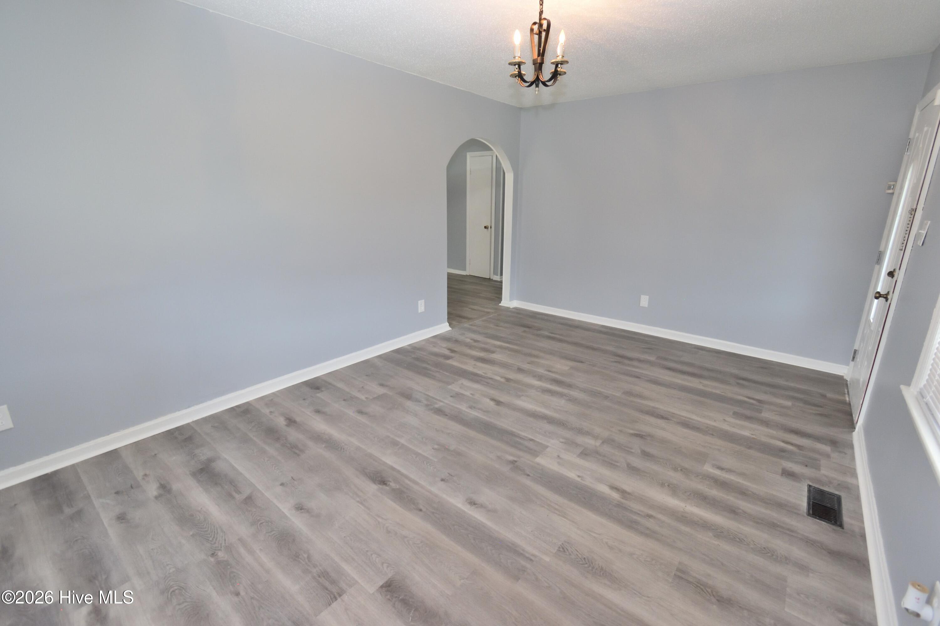 1805 Duncan Drive Property Photo 3
