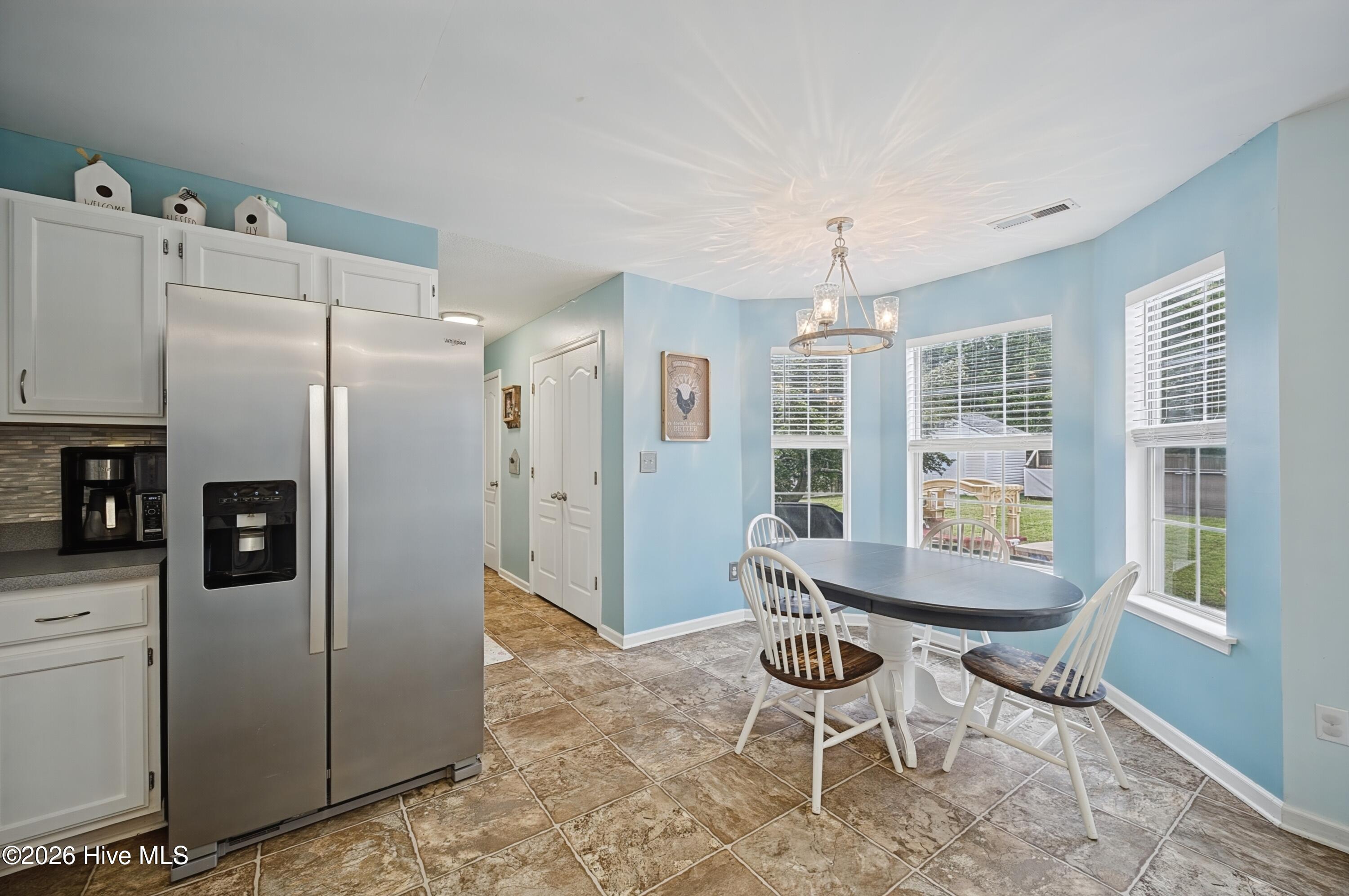 142 Green View Road Property Photo 17